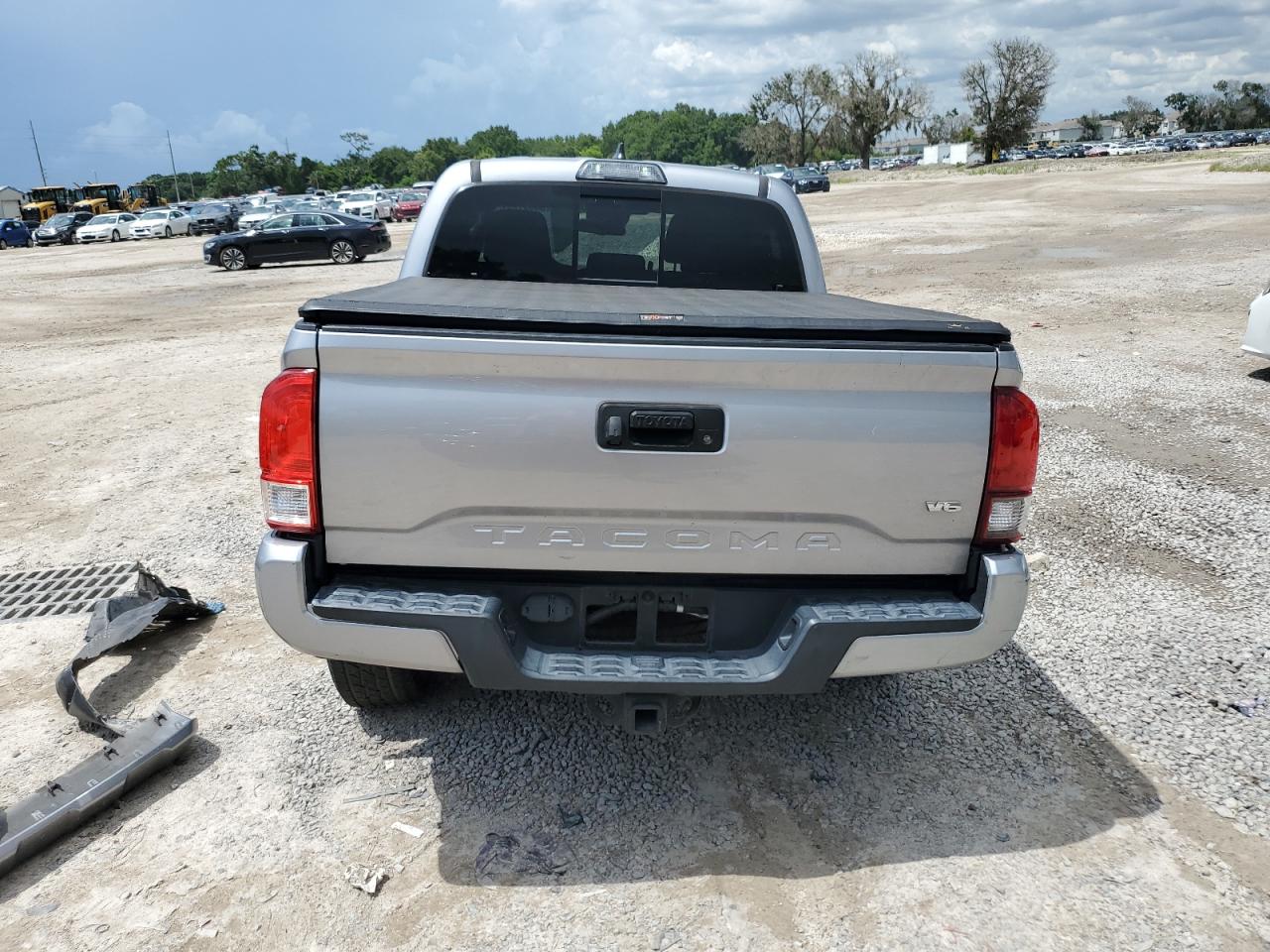 2018 Toyota Tacoma Double Cab VIN: 5TFAZ5CN5JX061044 Lot: 63591964