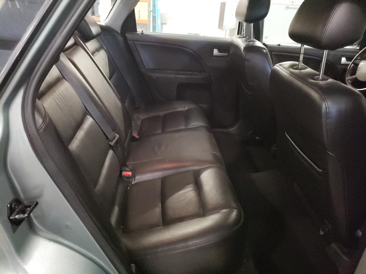 2005 Ford Five Hundred Limited VIN: 1FAFP28155G113784 Lot: 63007684