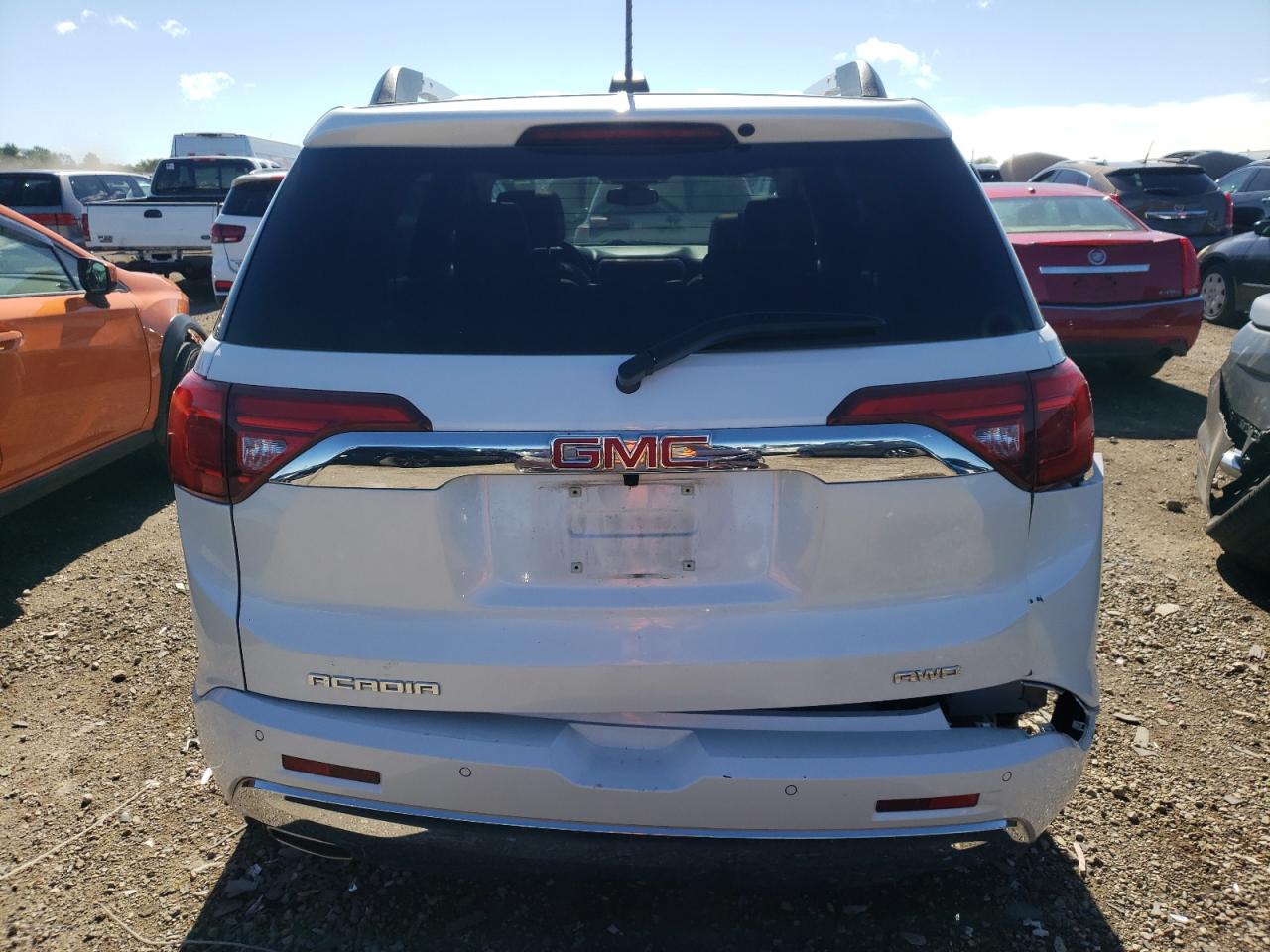 2017 GMC Acadia Denali VIN: 1GKKNXLS7HZ301893 Lot: 61873364