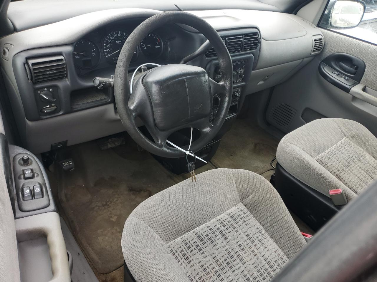 2001 Chevrolet Venture VIN: 1GNDU03E81D247779 Lot: 62327164