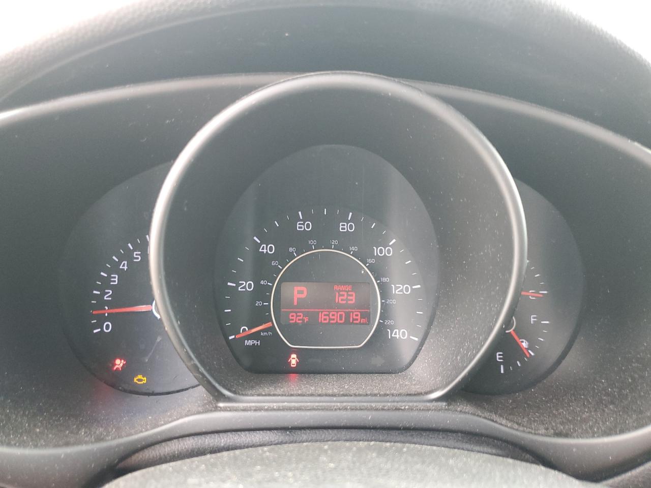 2017 Kia Soul + VIN: KNDJP3A59H7429751 Lot: 64169164