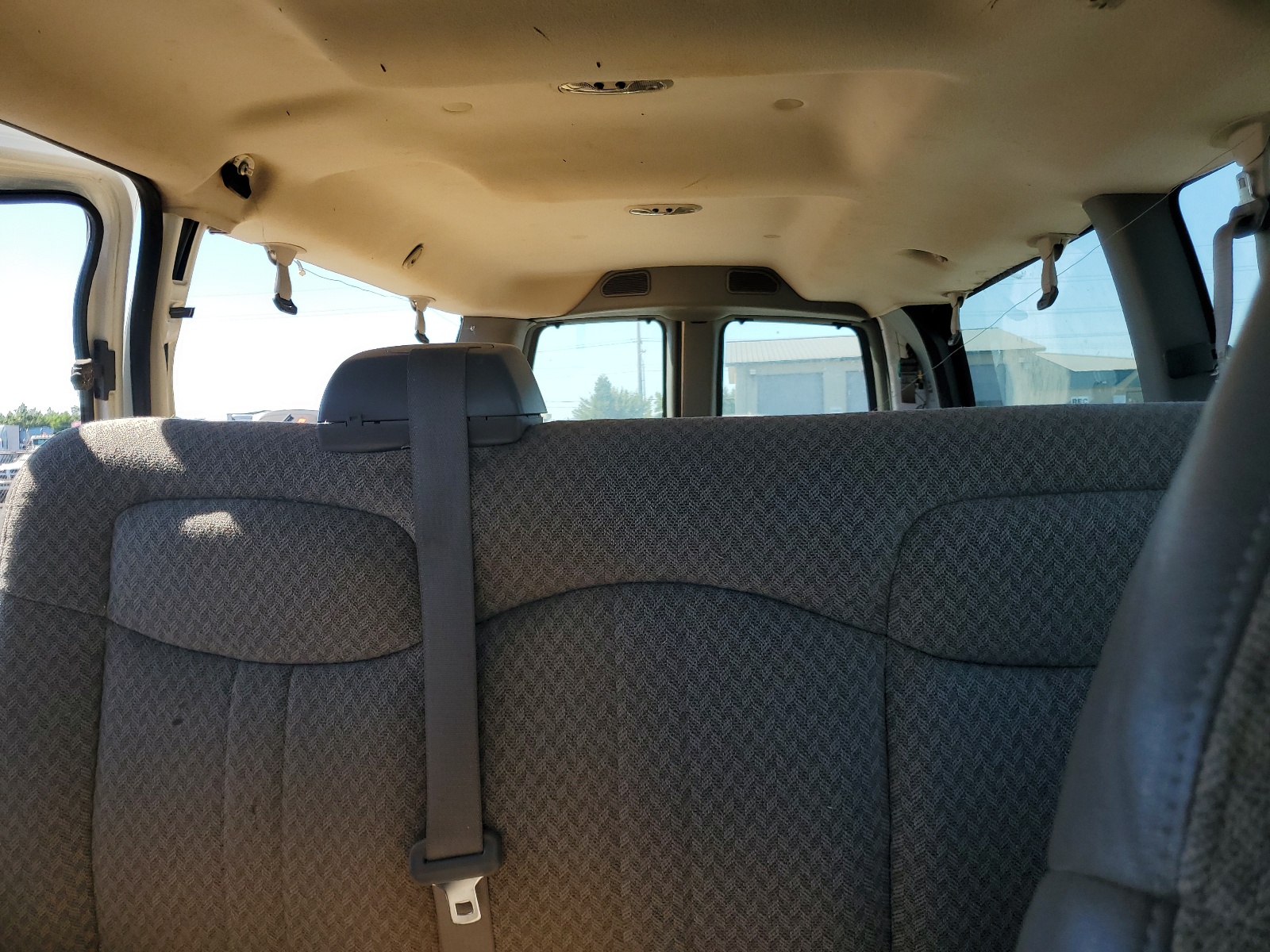 1GAHG39UX51106293 2005 Chevrolet Express G3500