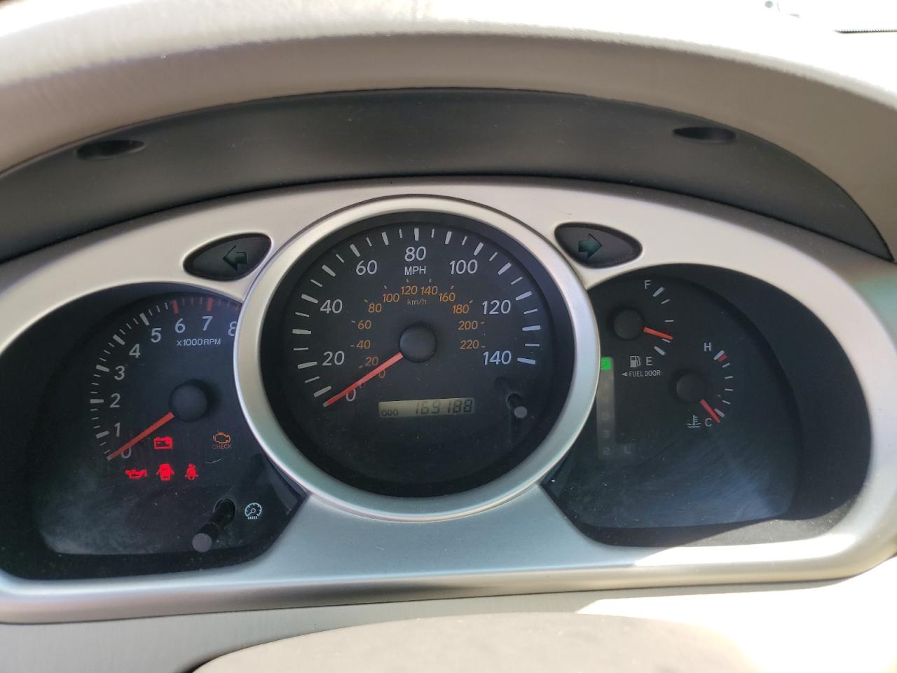 2004 Toyota Highlander Base VIN: JTEGP21A940039989 Lot: 63343294