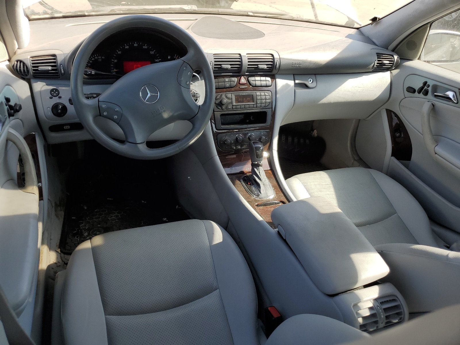 WDBRF61J04A578694 2004 Mercedes-Benz C 240