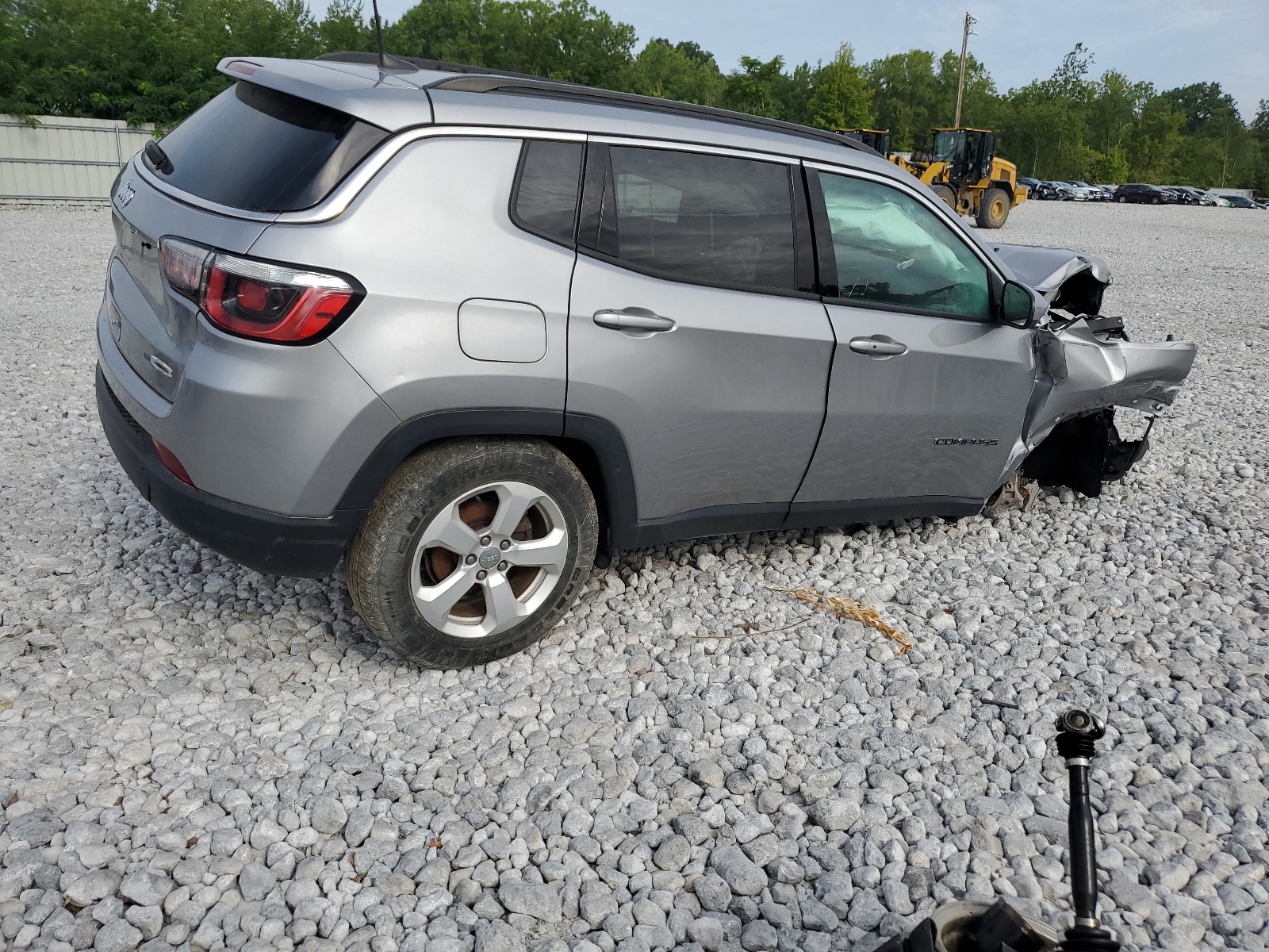 2018 Jeep Compass Latitude vin: 3C4NJDBB1JT418192