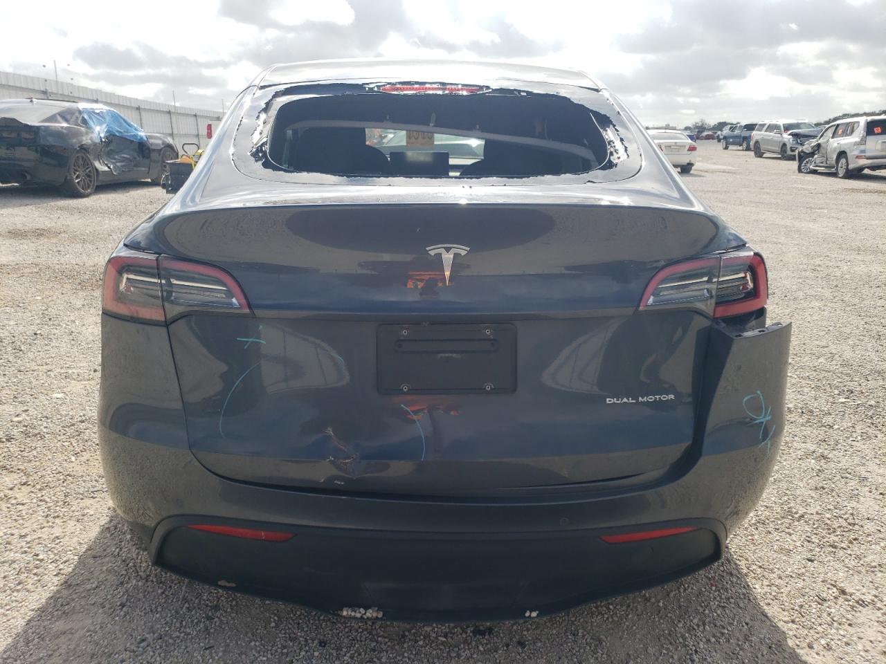 2021 Tesla Model Y VIN: 5YJYGDEE1MF198444 Lot: 64785144