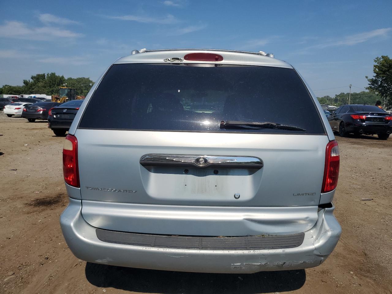 2001 Chrysler Town & Country Limited VIN: 2C8GP64L31R208543 Lot: 61989484