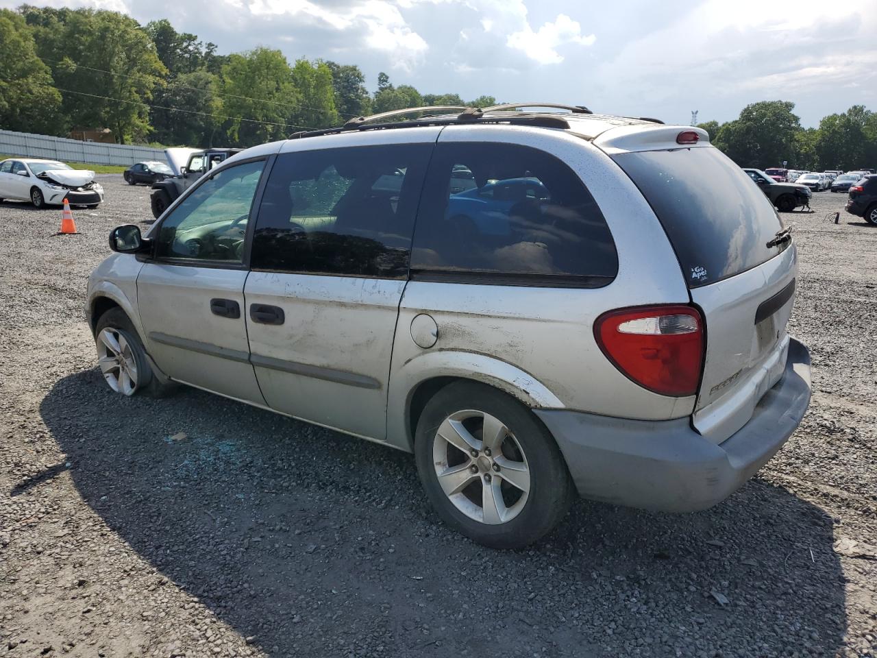 2002 Dodge Caravan Se VIN: 1B4GP25B72B740729 Lot: 62840524