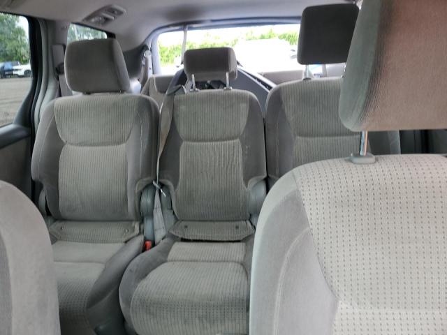 2010 TOYOTA SIENNA CE
