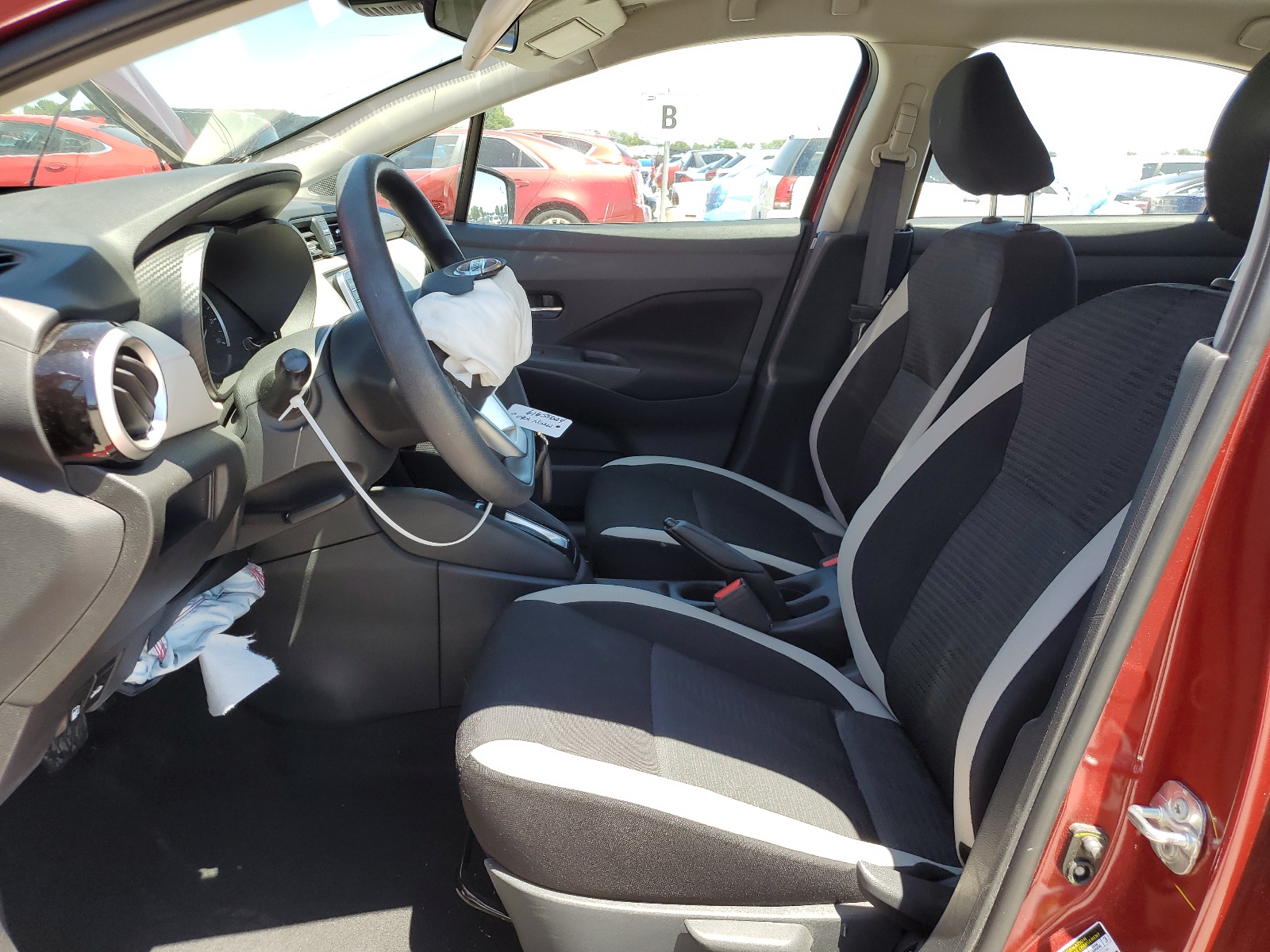 3N1CN8EV6NL839598 2022 Nissan Versa Sv