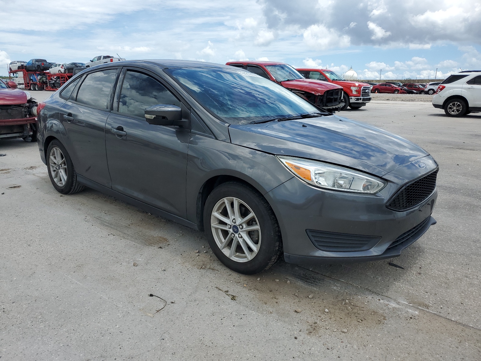 2016 Ford Focus Se vin: 1FADP3FE9GL257190