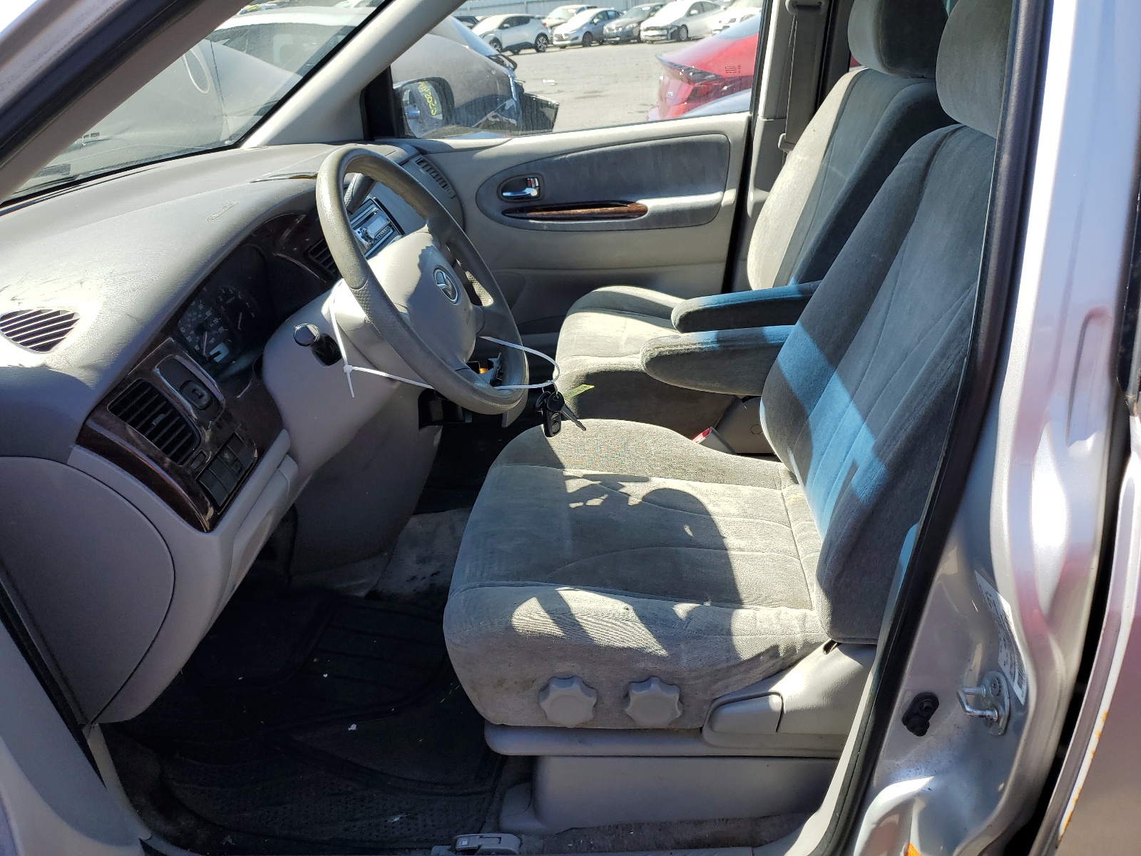 JM3LW28G1Y0106453 2000 Mazda Mpv Wagon