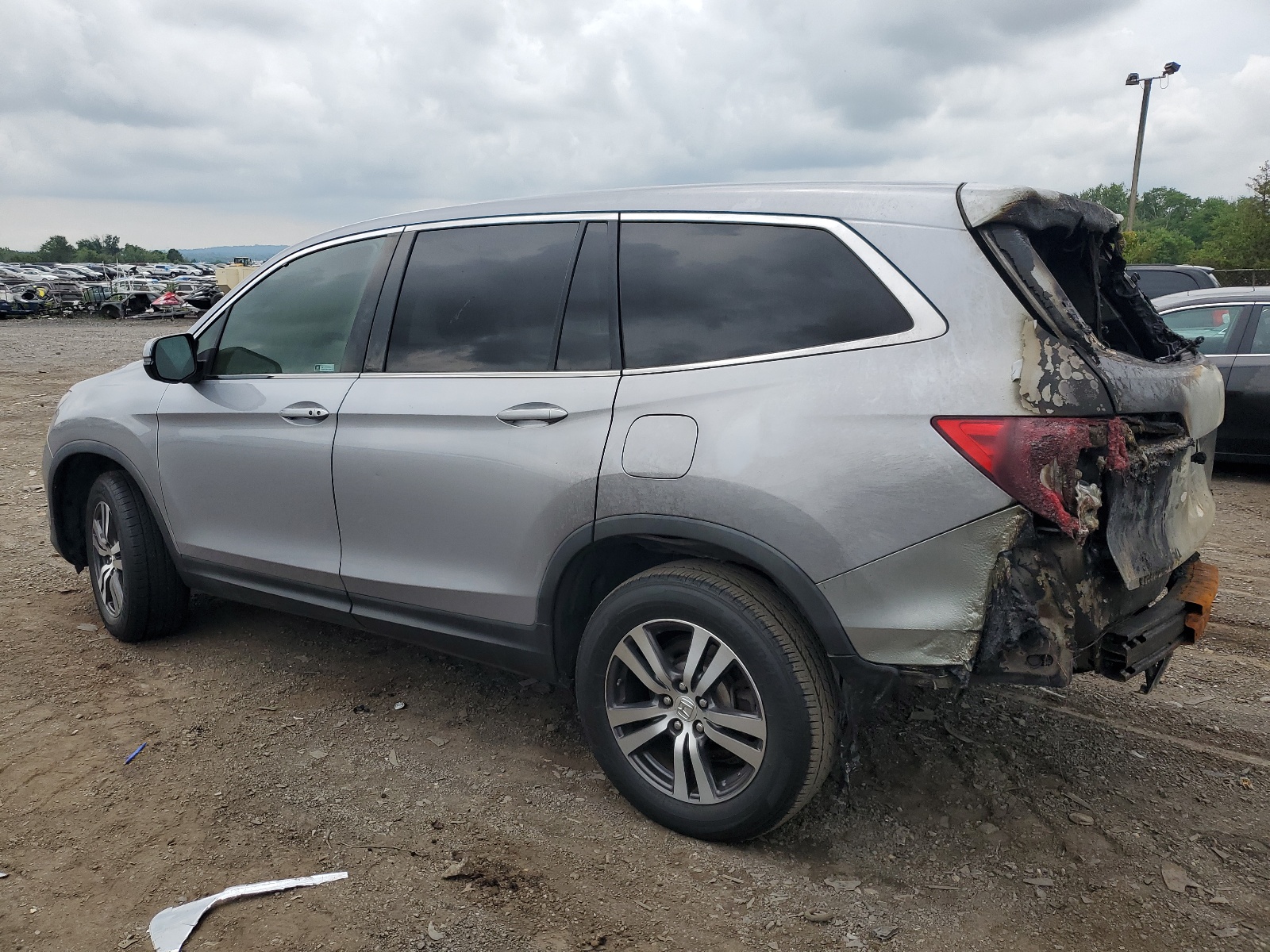 5FNYF6H3XJB020441 2018 Honda Pilot Ex