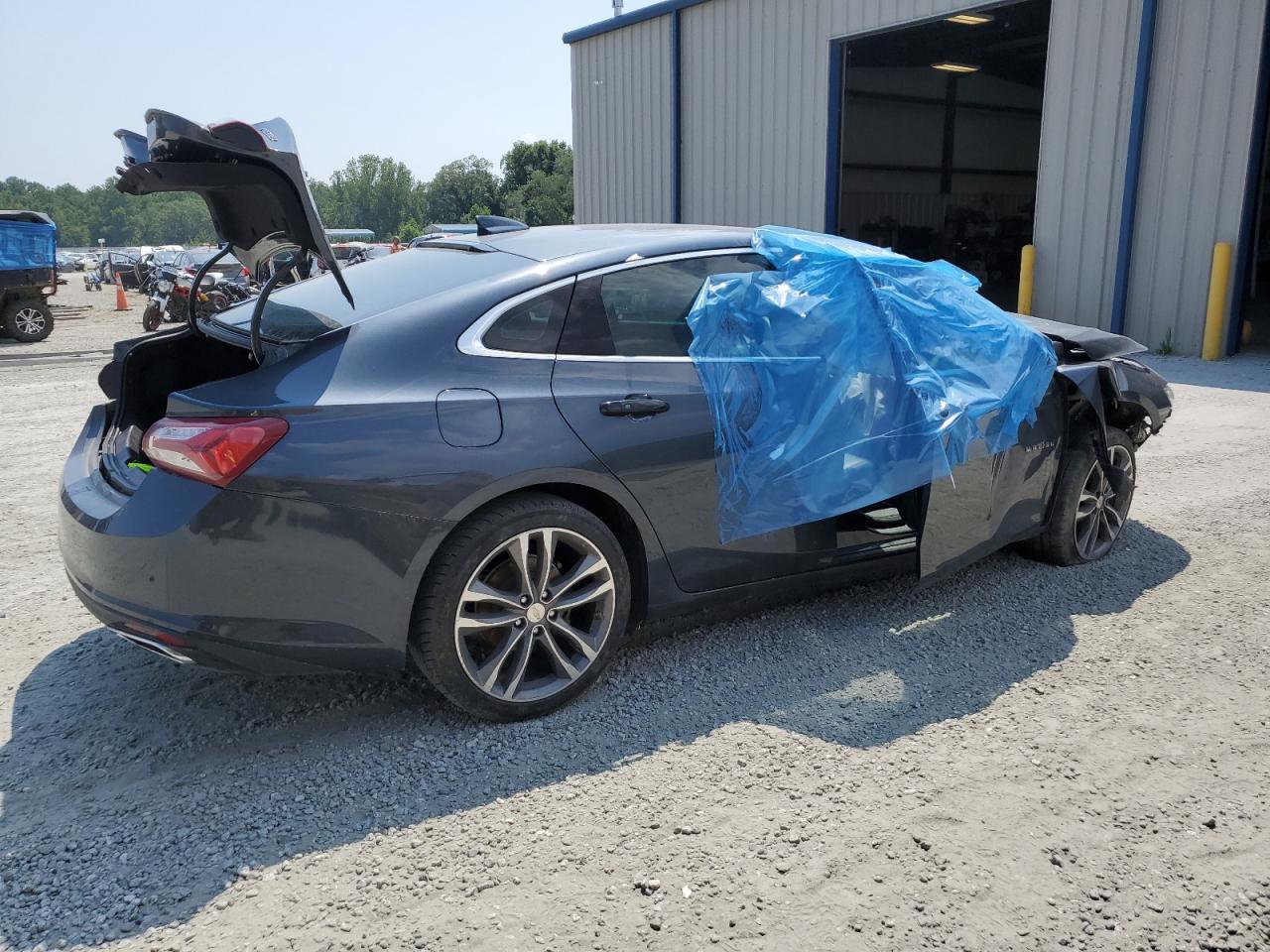 2020 Chevrolet Malibu - Image 3