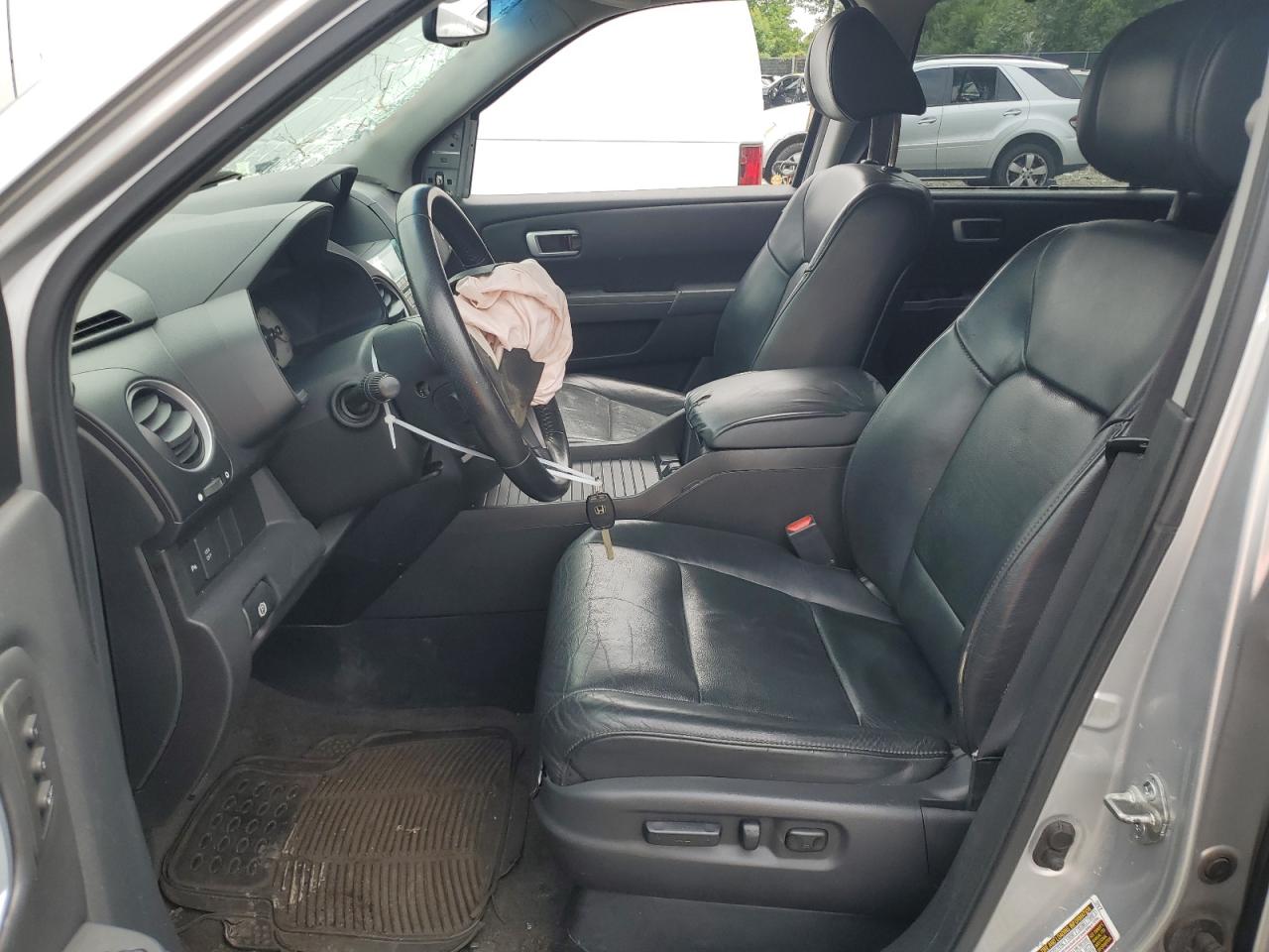 2010 Honda Pilot Touring VIN: 5FNYF4H90AB015466 Lot: 64189104