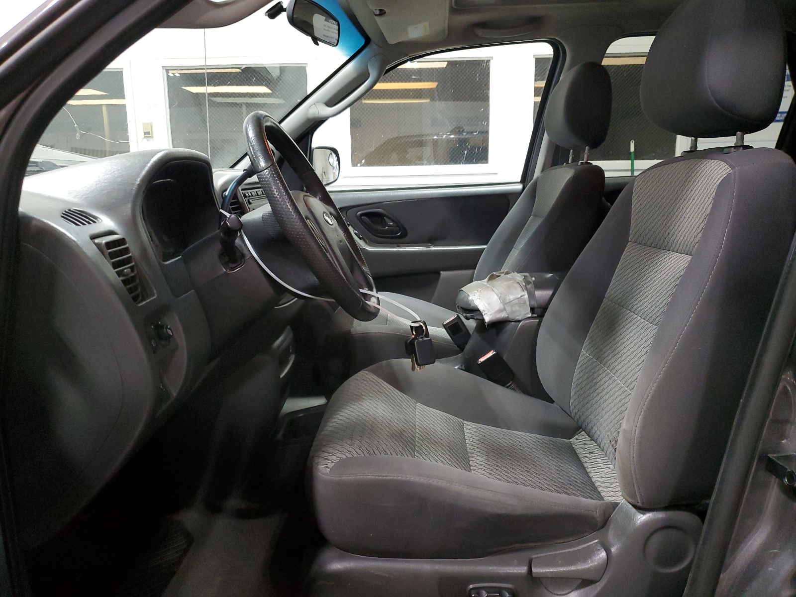 1FMYU931X4DA03384 2004 Ford Escape Xlt