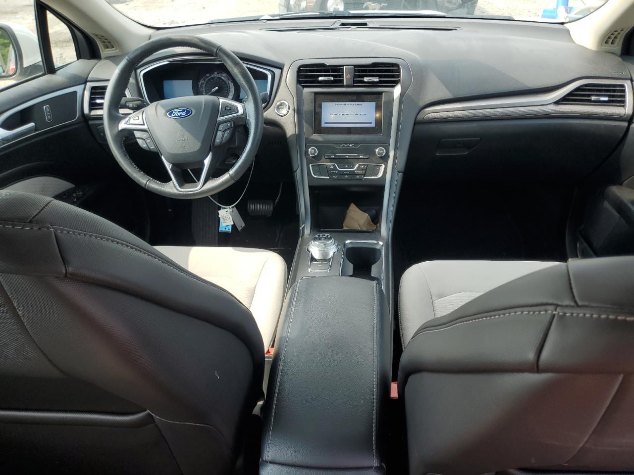 2019 Ford Fusion Se VIN: 3FA6P0HD7KR268551 Lot: 64804434