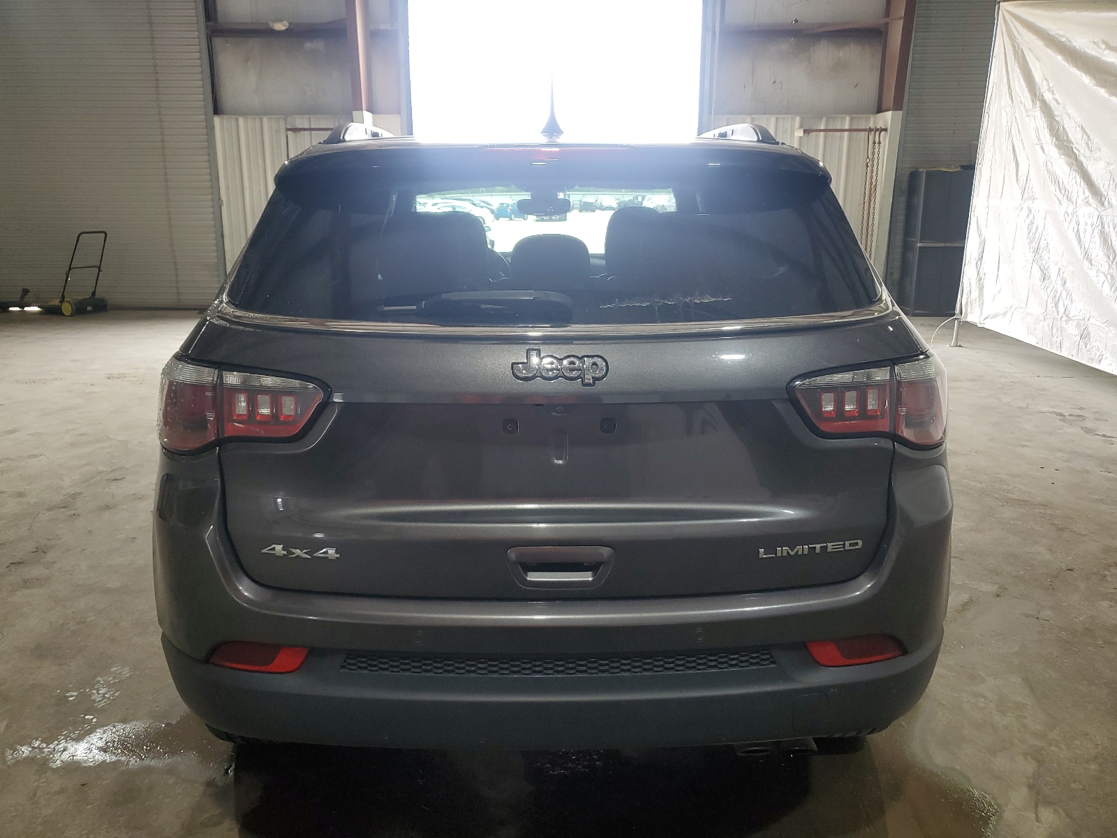 3C4NJDCB4KT817789 2019 Jeep Compass Limited