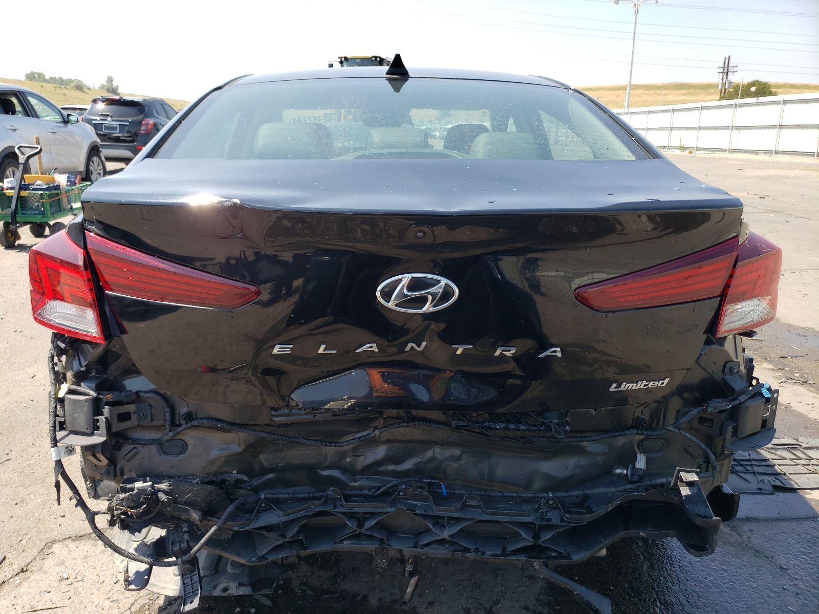 KMHD84LF3KU819576 2019 Hyundai Elantra Sel