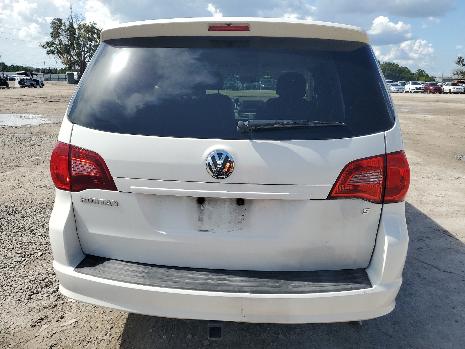 2012 Volkswagen Routan S vin: 2C4RVAAG8CR120617