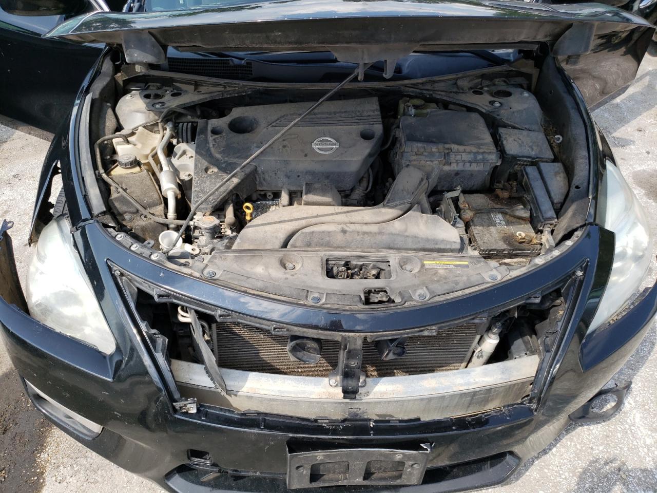 2015 Nissan Altima - Image 11