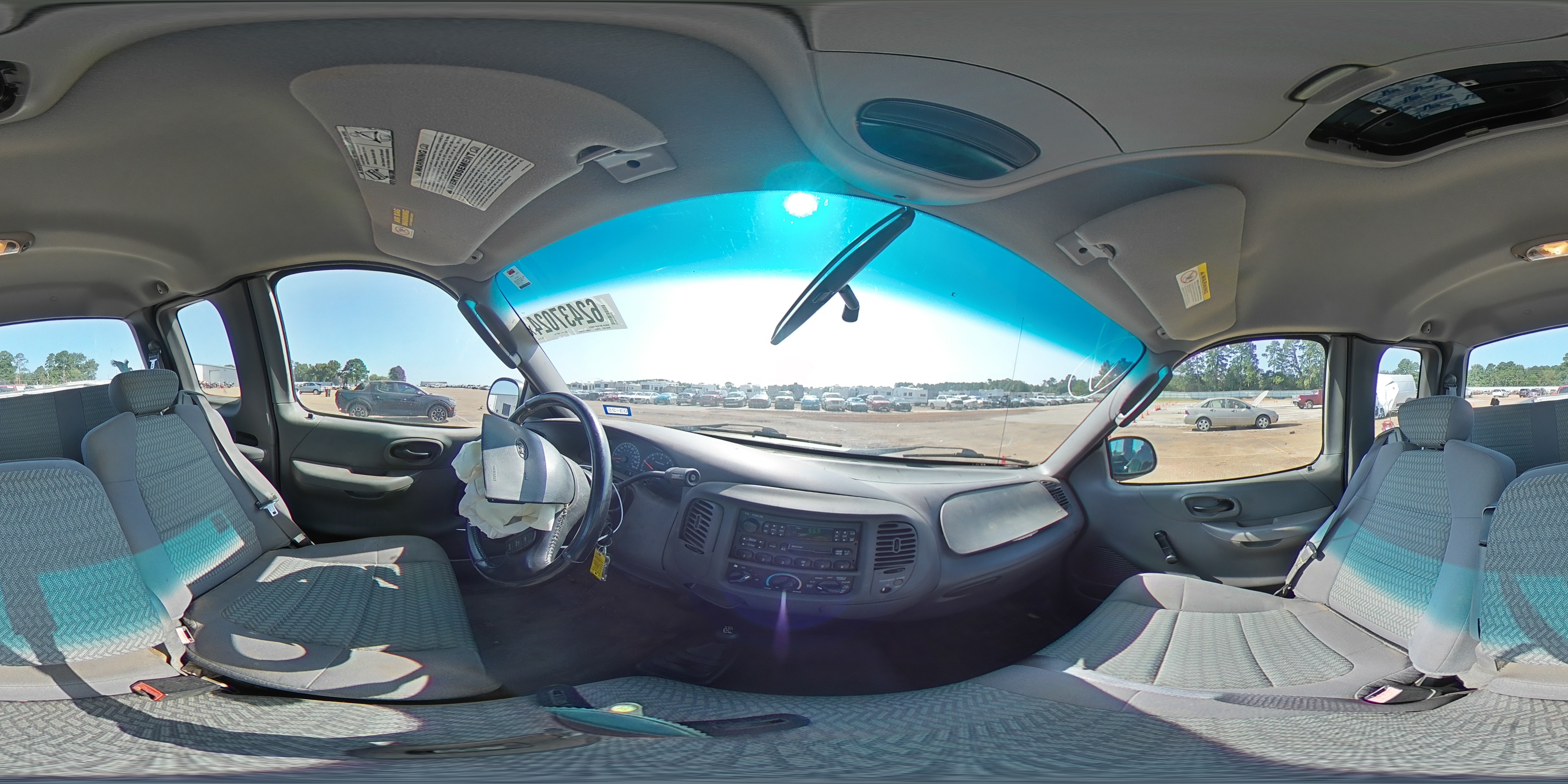 2002 Ford F150 VIN: 1FTRX18W72NB21356 Lot: 62437024