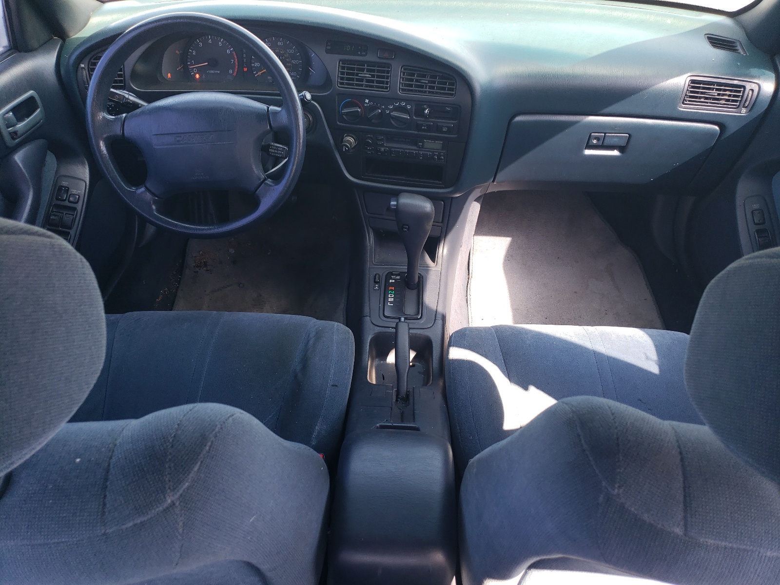 4T1SK12E1NU146243 1992 Toyota Camry Le