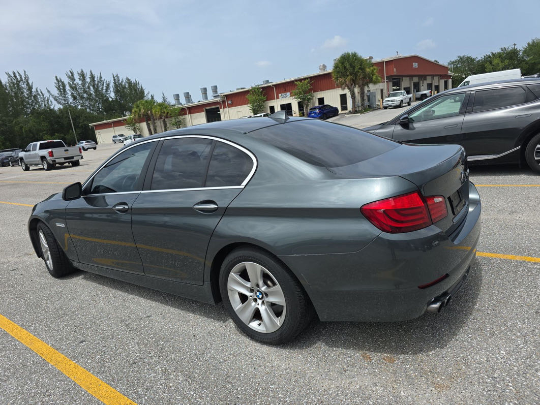 2013 BMW 528 I vin: WBAXG5C56DDY31643