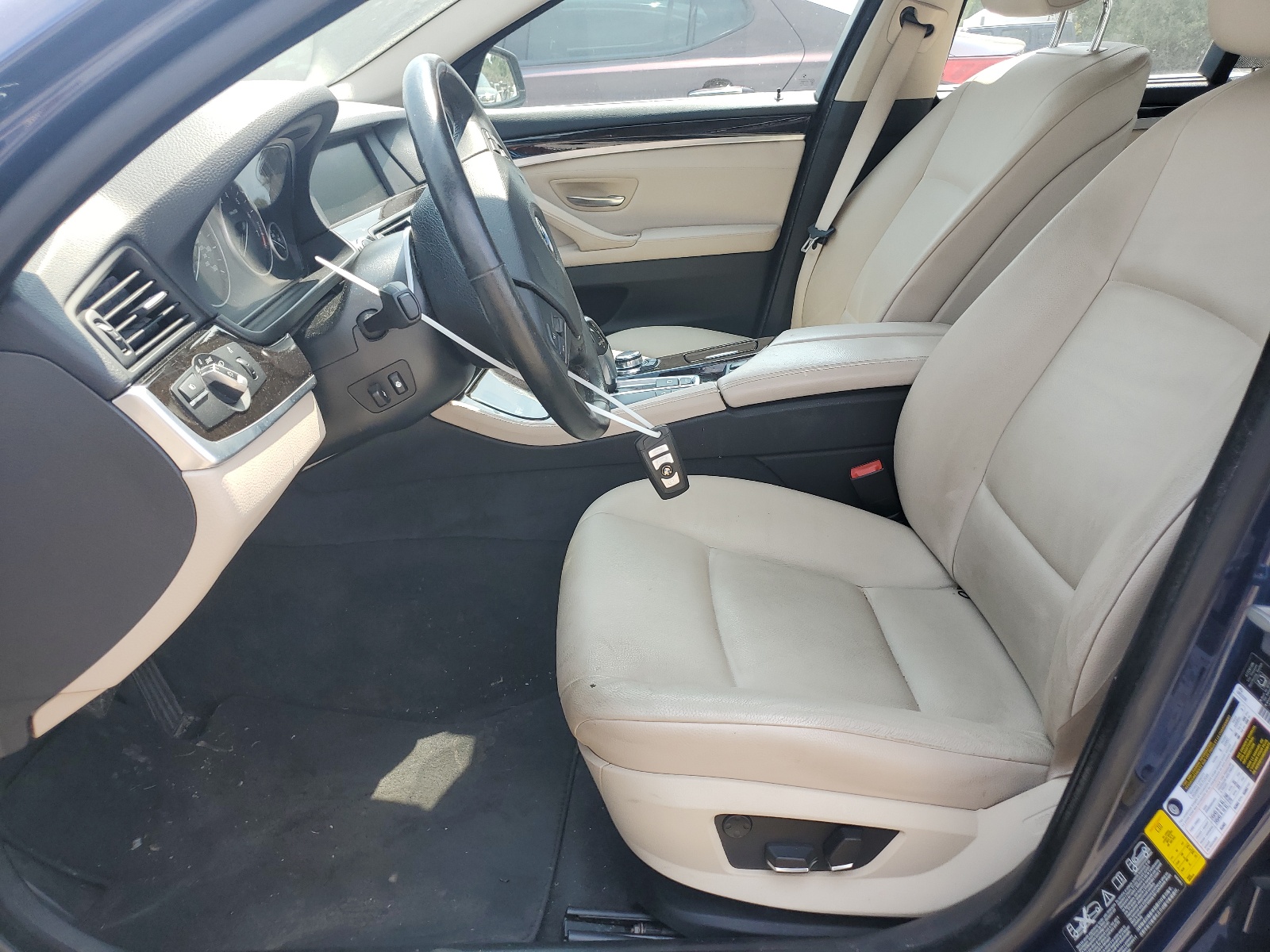 WBAFU7C55BC879444 2011 BMW 535 Xi