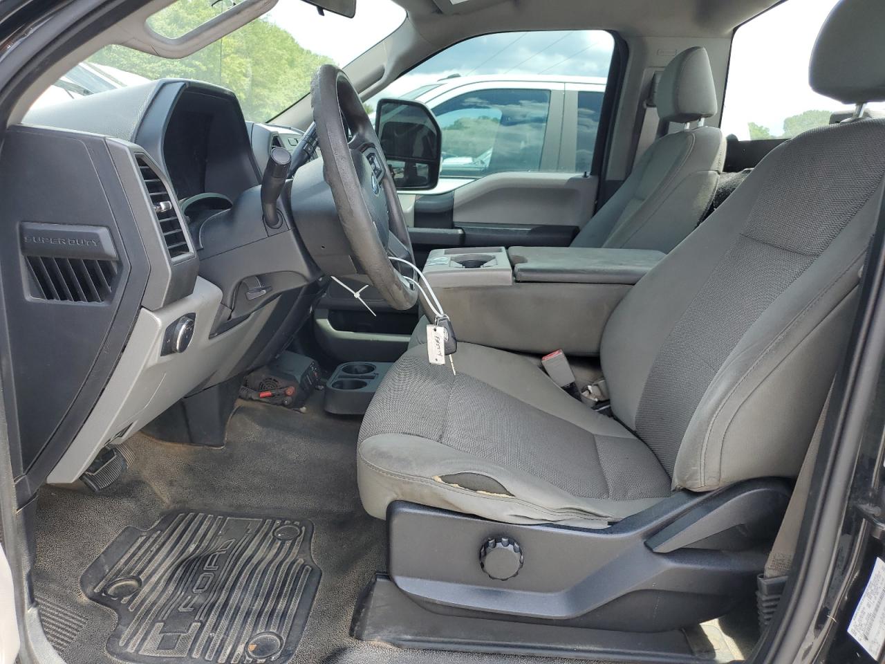 2019 Ford F450 Super Duty VIN: 1FDUF4GY4KEF05284 Lot: 63894254