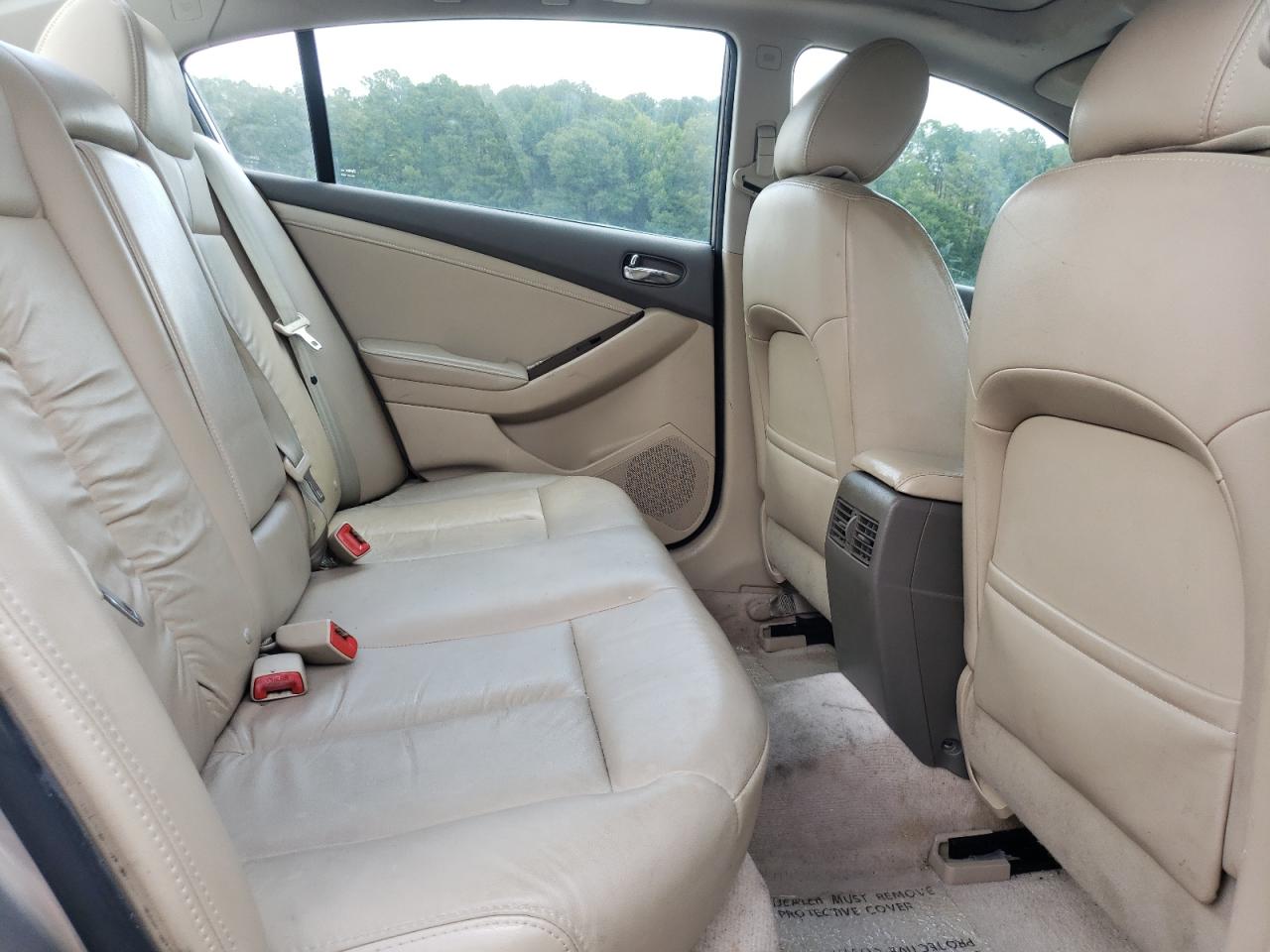 2012 Nissan Altima - Image 10