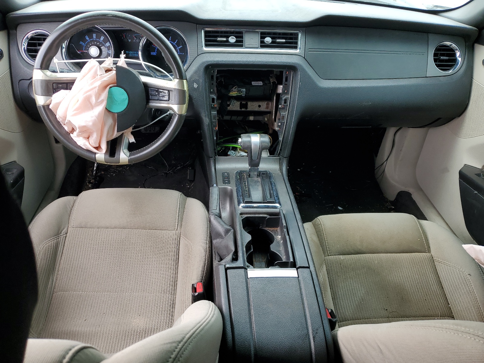 1ZVBP8EN9A5178658 2010 Ford Mustang