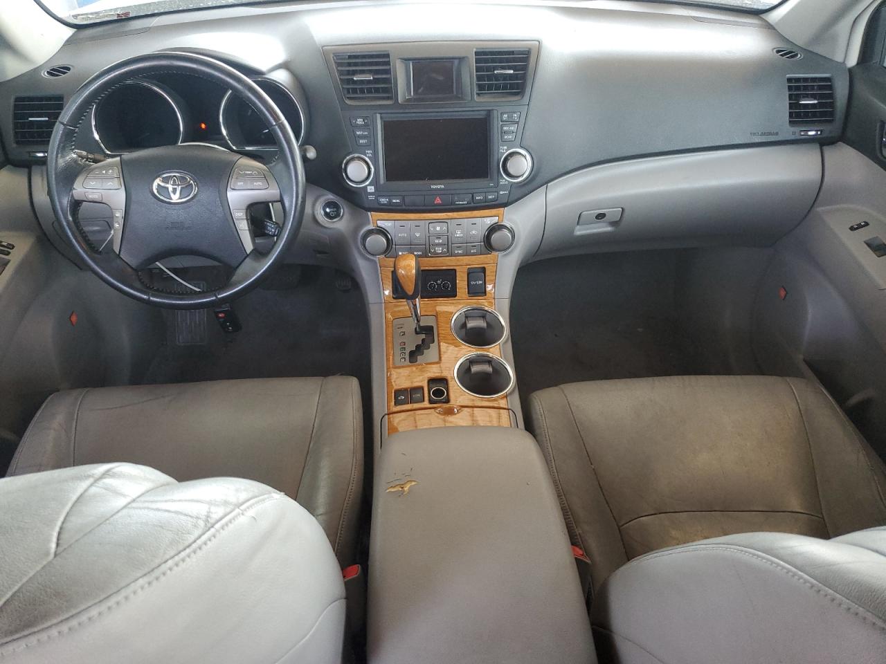 2010 Toyota Highlander Hybrid Limited VIN: JTEJW3EH8A2047460 Lot: 65616214