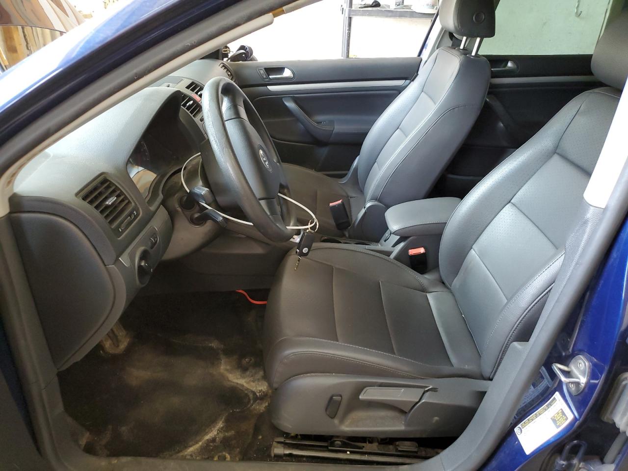 2007 Volkswagen Jetta 2.5 Option Package 1 VIN: 3VWSF71K17M019399 Lot: 63390774