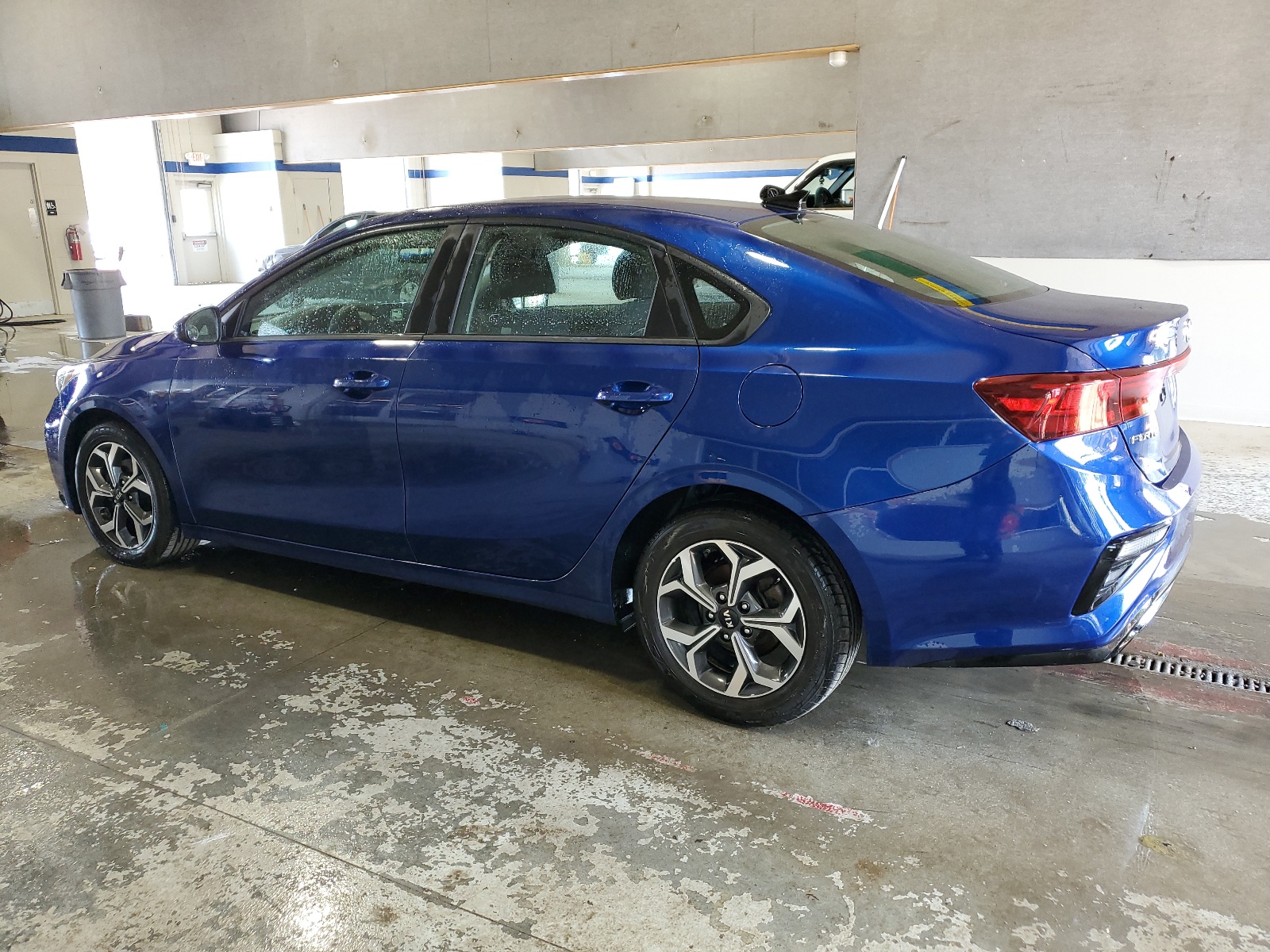 2019 Kia Forte Fe vin: 3KPF24AD2KE124651