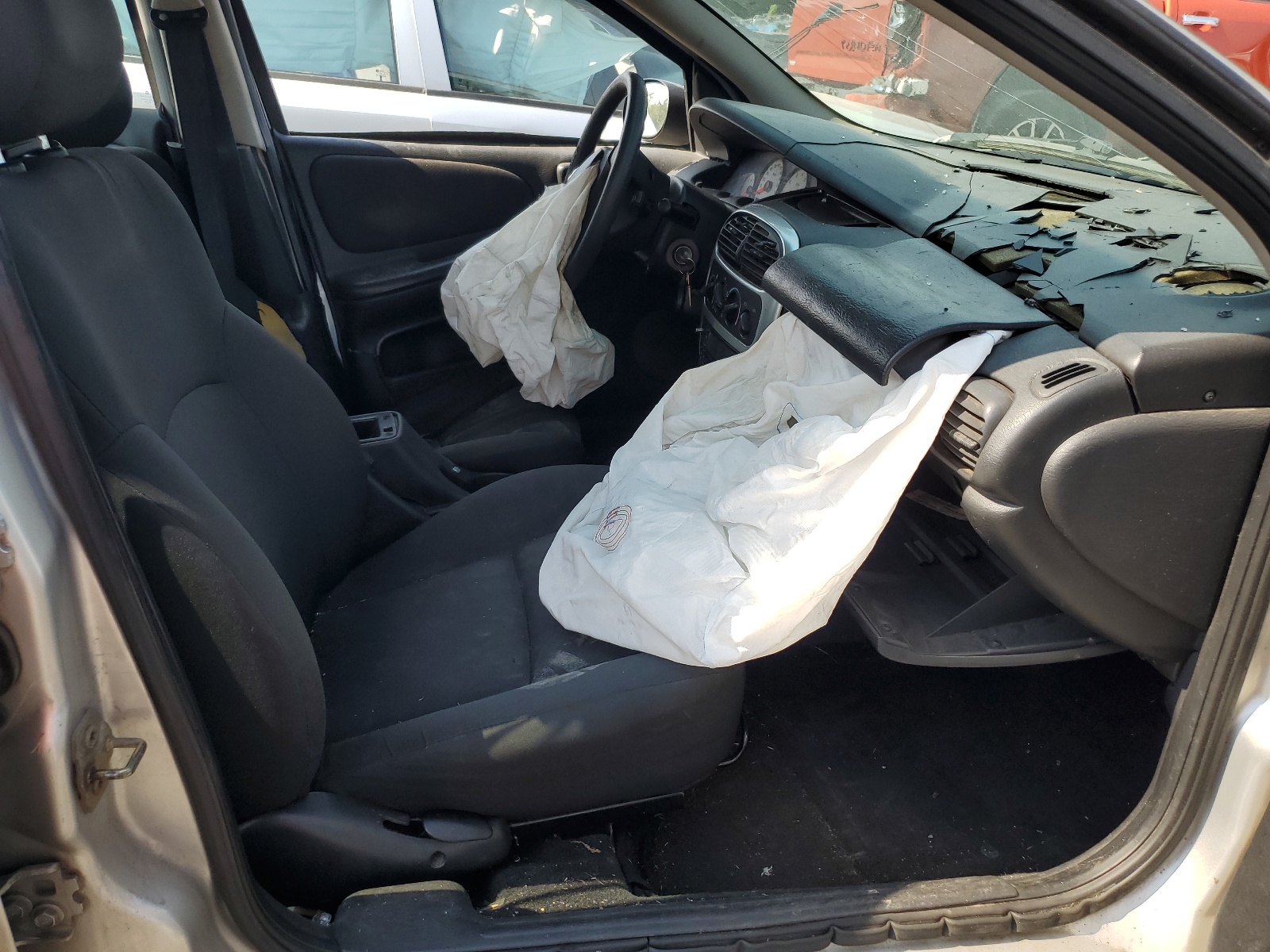 1B3ES56C05D259328 2005 Dodge Neon Sxt