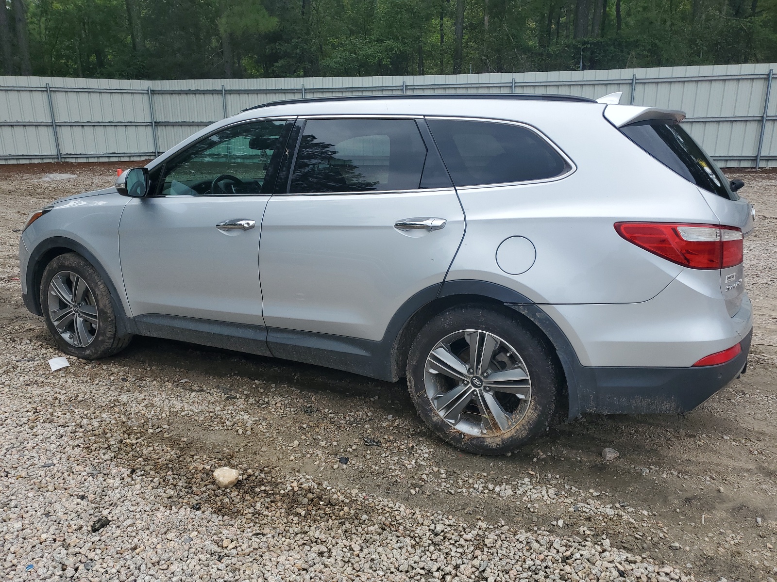 KM8SRDHF1FU120689 2015 Hyundai Santa Fe Gls