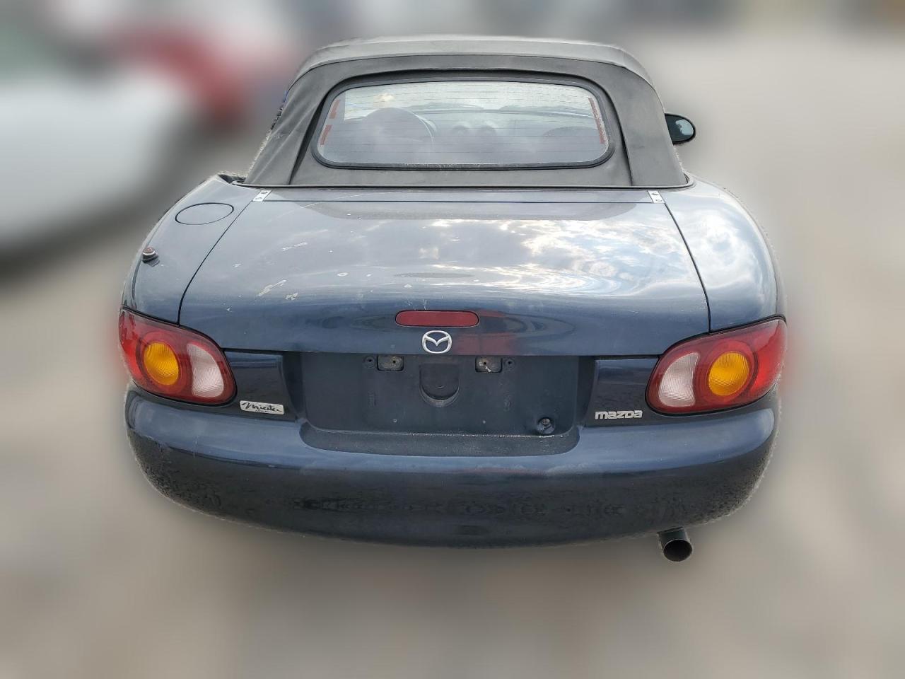 2000 Mazda Mx-5 Miata Base VIN: JM1NB353XY0145501 Lot: 64243414