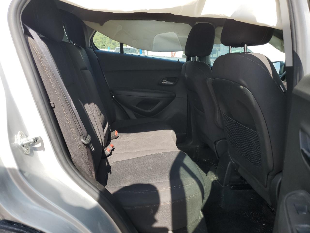 2018 Chevrolet Trax Ls VIN: KL7CJKSBXJB720557 Lot: 63483264