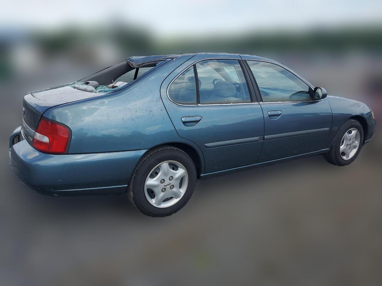 1N4DL01D31C152645 2001 Nissan Altima Xe