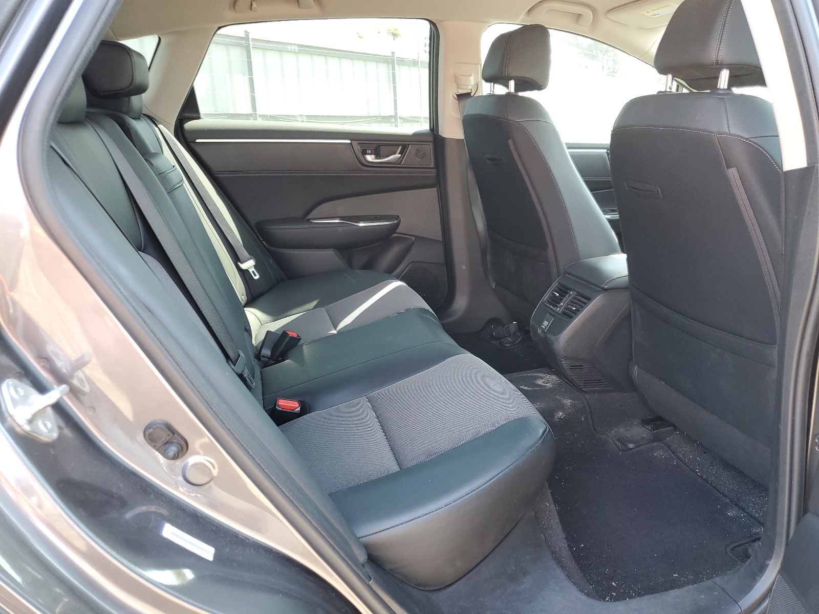 JHMZC5F14KC000983 2019 Honda Clarity