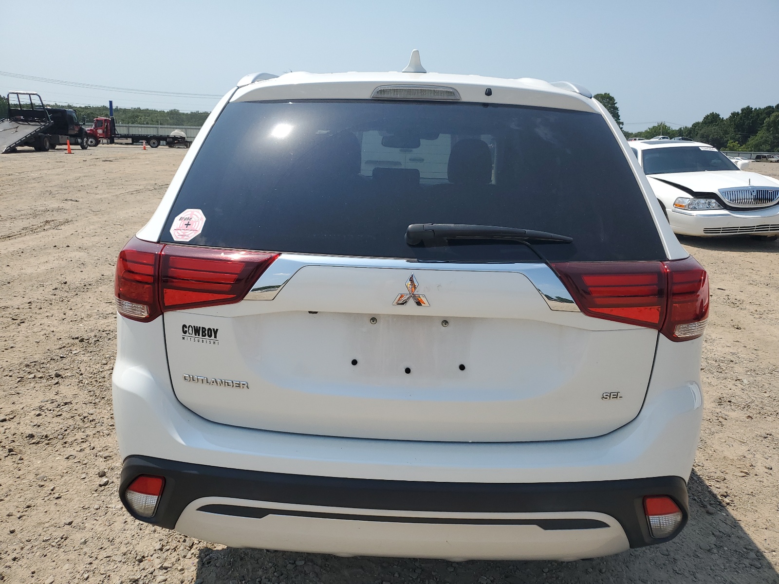 JA4AD3A34LZ010205 2020 Mitsubishi Outlander Se