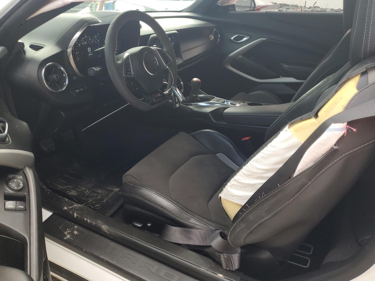 2018 Chevrolet Camaro Ss VIN: 1G1FE1R72J0168945 Lot: 63232954