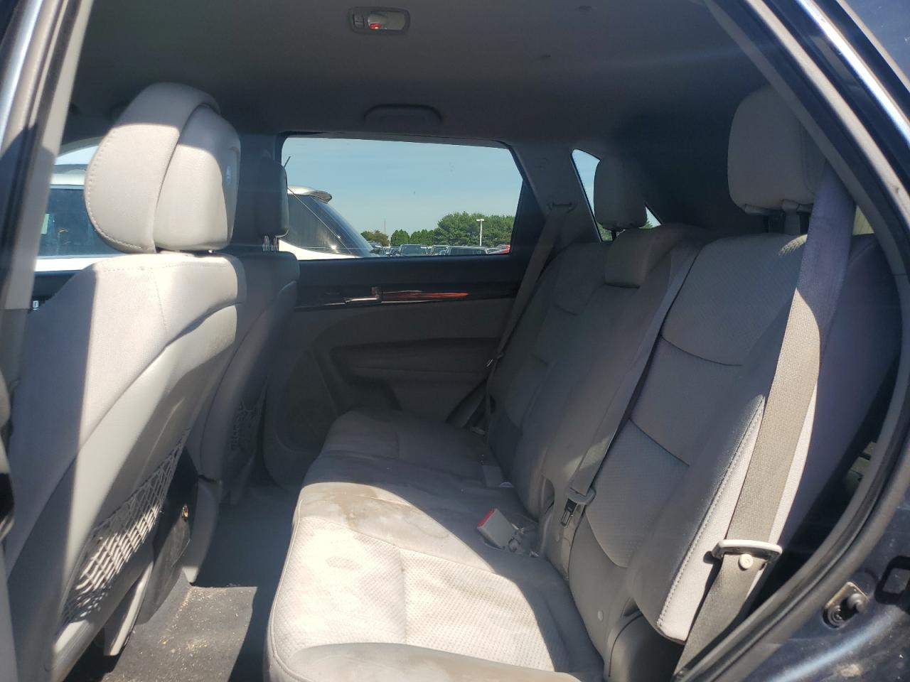 5XYKTDA21BG169903 2011 Kia Sorento Base