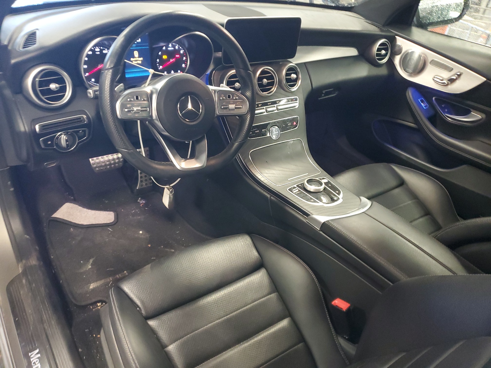 WDDWJ8DB9KF837272 2019 Mercedes-Benz C 300