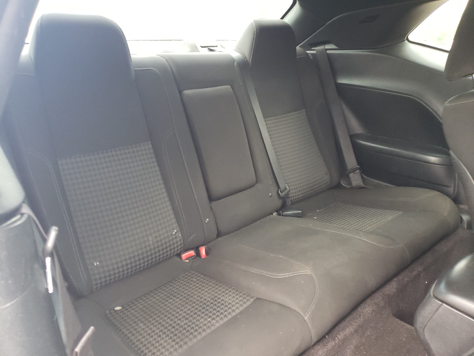 2C3CDZBT6GH263973 2016 Dodge Challenger R/T