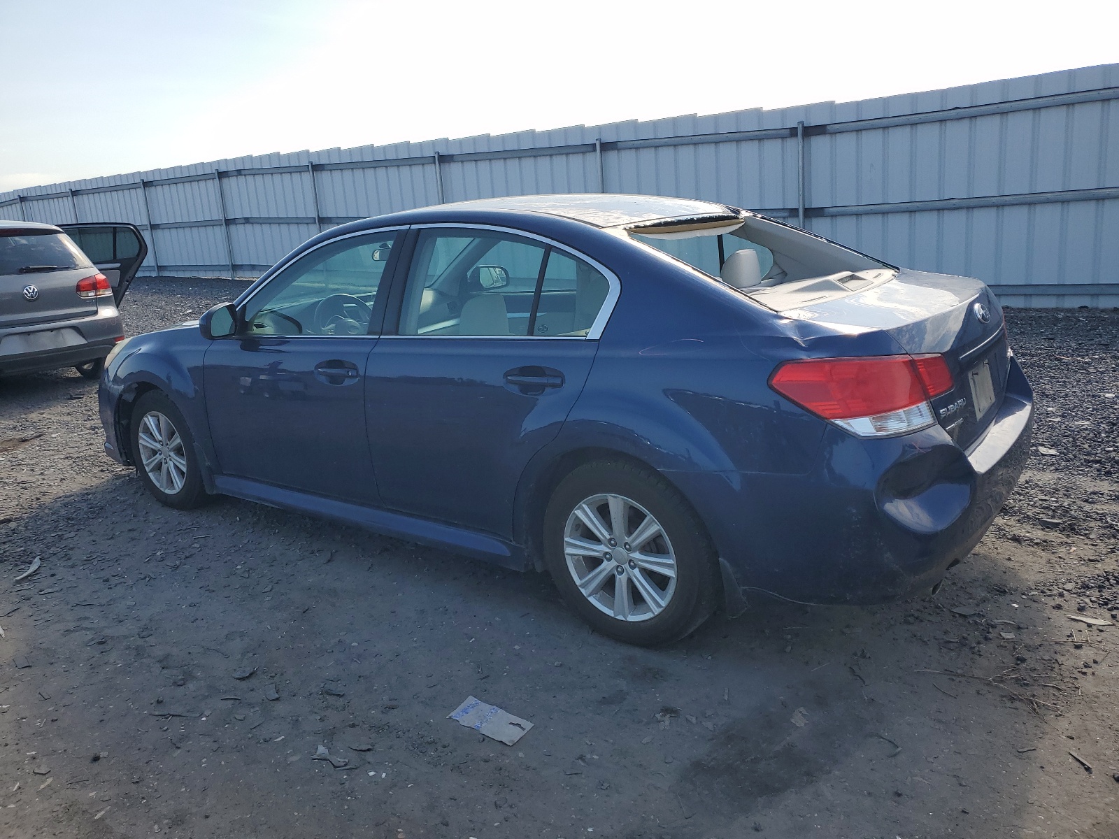 4S3BMBC61B3219432 2011 Subaru Legacy 2.5I Premium