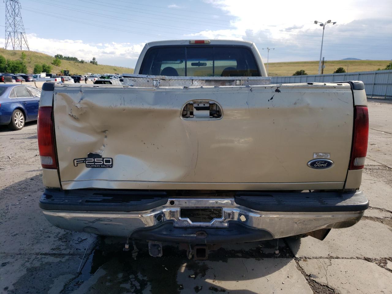 2000 Ford F250 Super Duty VIN: 1FTNX21F0YEA52405 Lot: 61861664