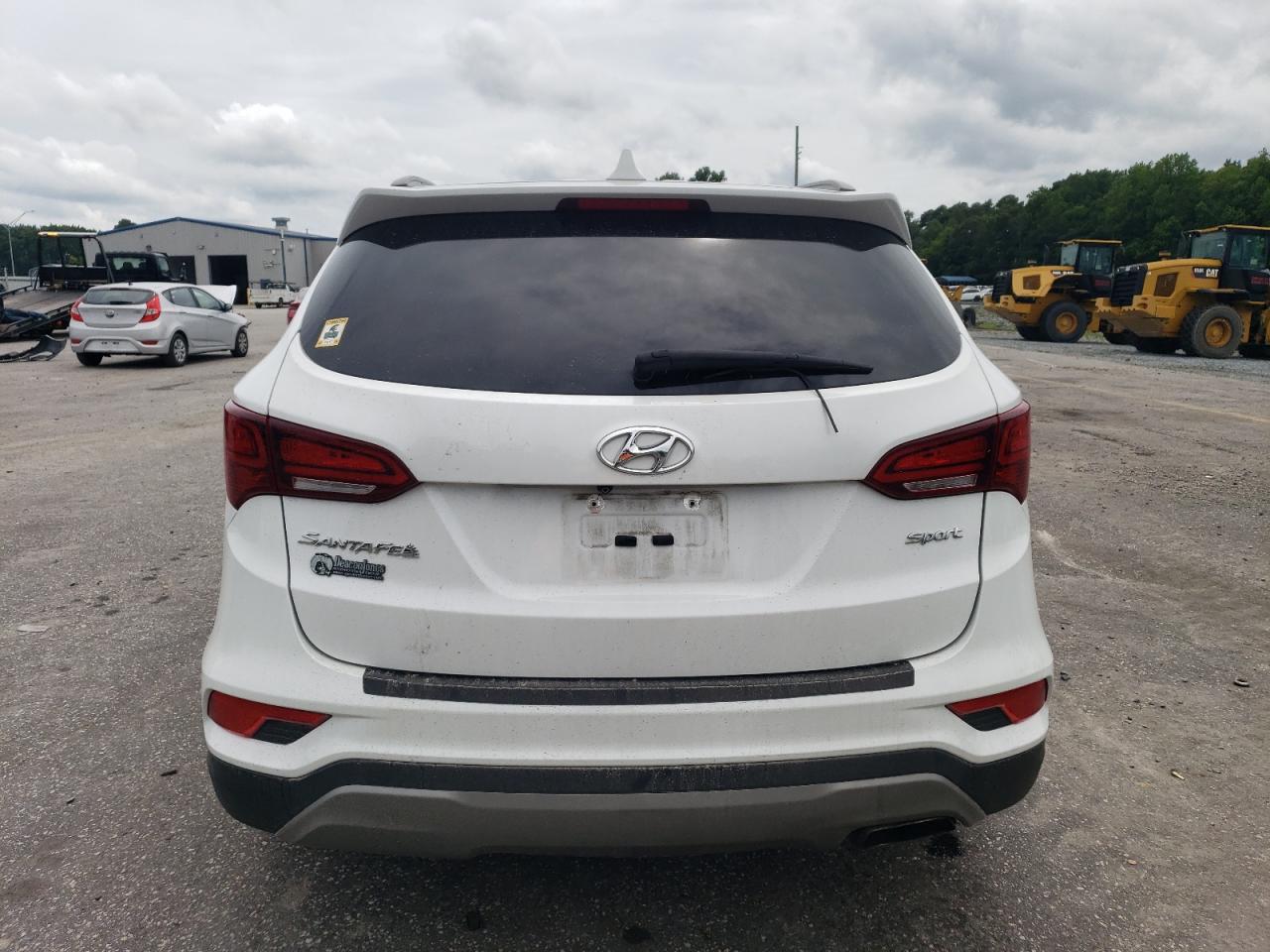 5XYZU3LB4JG515976 2018 Hyundai Santa Fe Sport