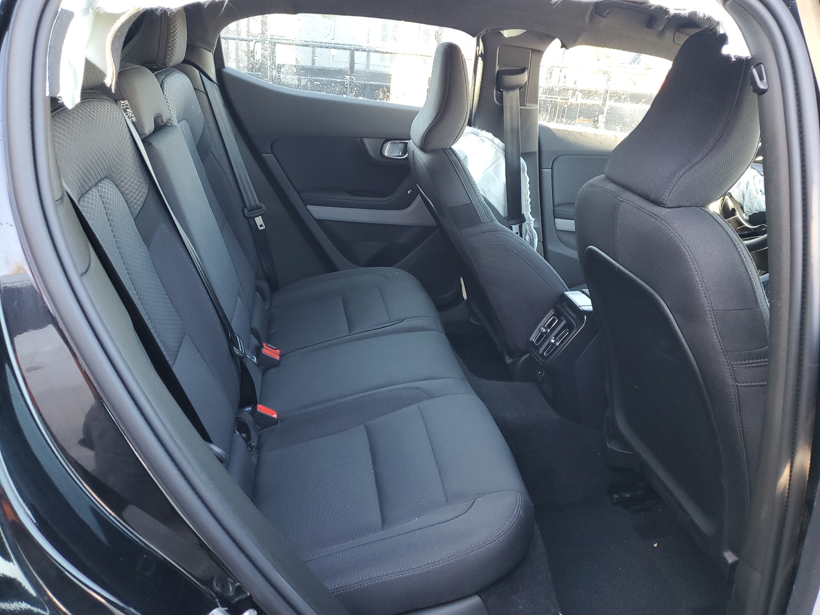 YSMED3KA9PL127523 2023 Polestar 2